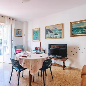 La Casa Di Minnie Con Box Privato Sanremo